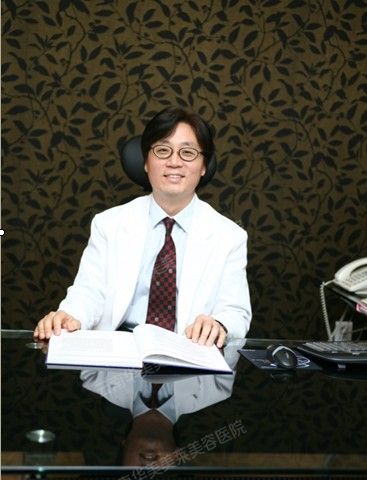 全轮廓设计、精致五官是大师杰作